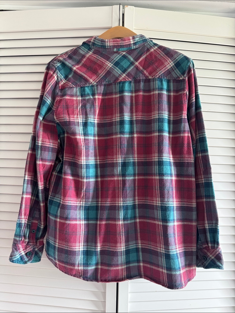 Bundle of 2 North River Outfitters Button Down Flannel Shirts - Picture 4 of 7